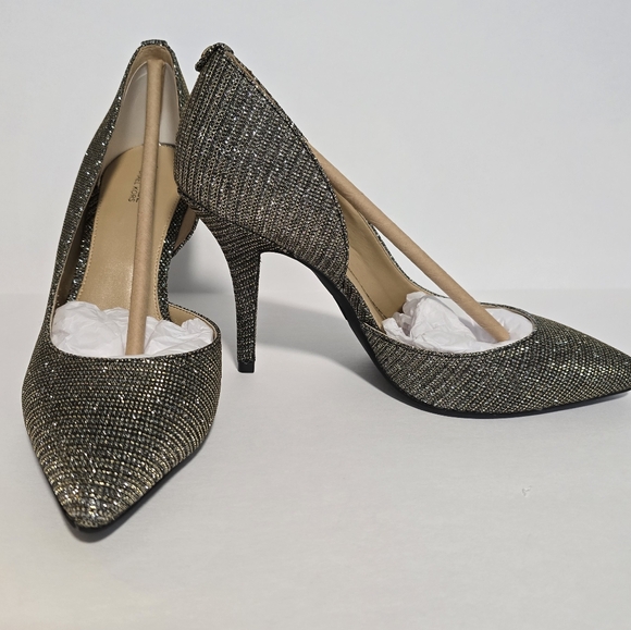 Brand New Michael Kors Nathalie Flex High Pump Black Gold Mesh, Women’s 7.5 - Picture 5 of 17